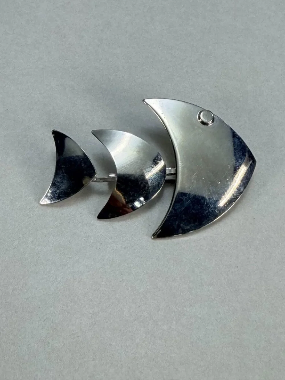 Vintage Modernist Silver Tone Fish Brooch Minimalist Abstract Figural Pin